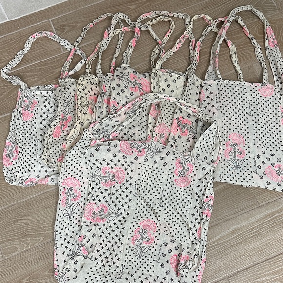 Free People Handbags - 9 Free People Reusable Bags Floral Bag